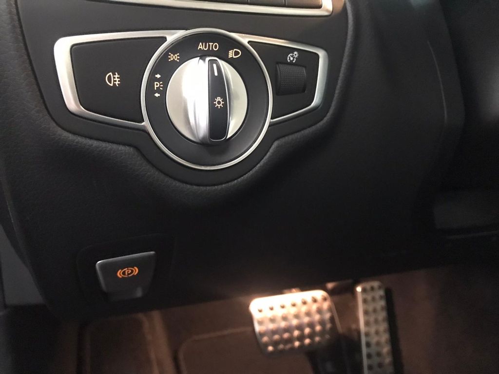 Mercedes-Benz C 300 2020