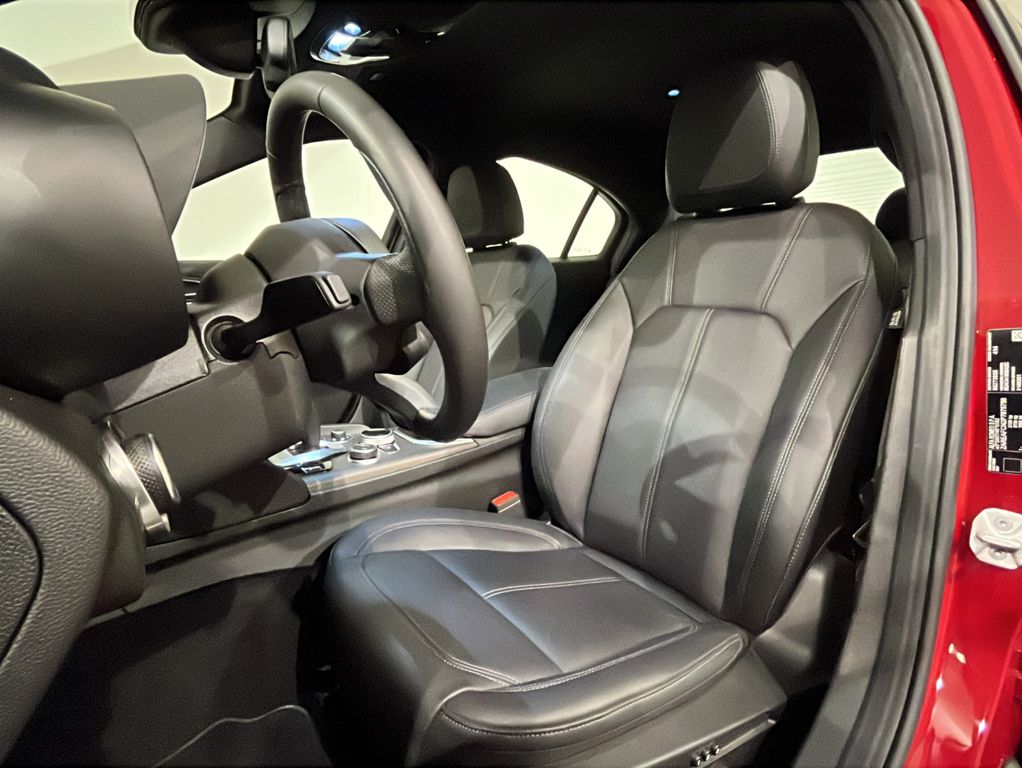 Alfa Romeo Giulia 2023