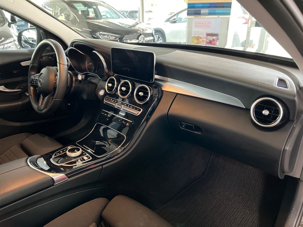 Mercedes-Benz C 300 2019