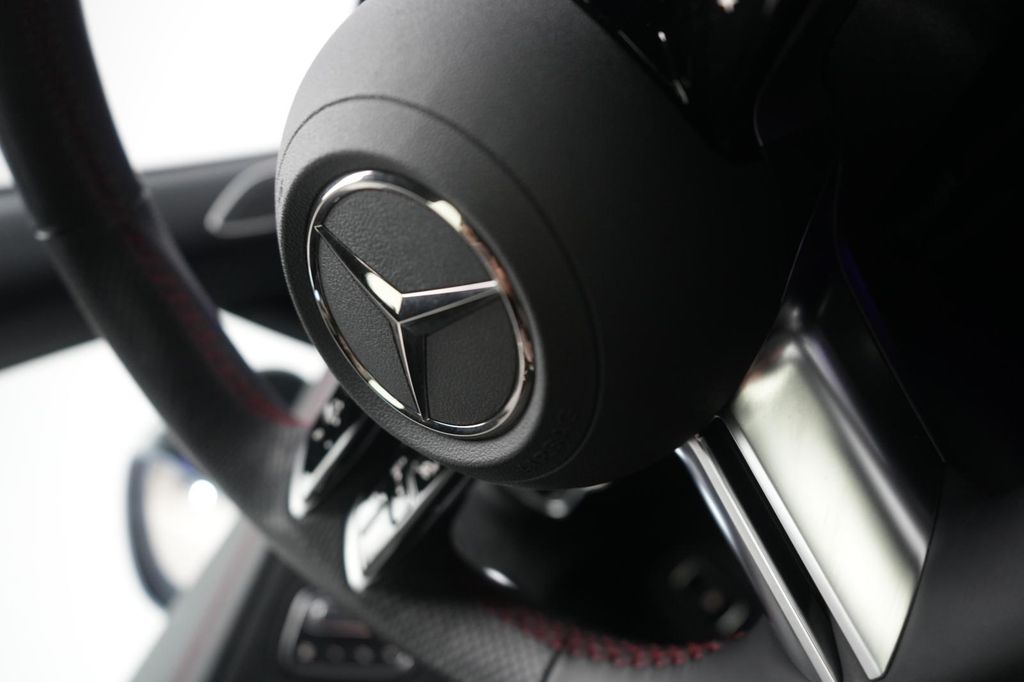 Mercedes-Benz CLA 200 2025