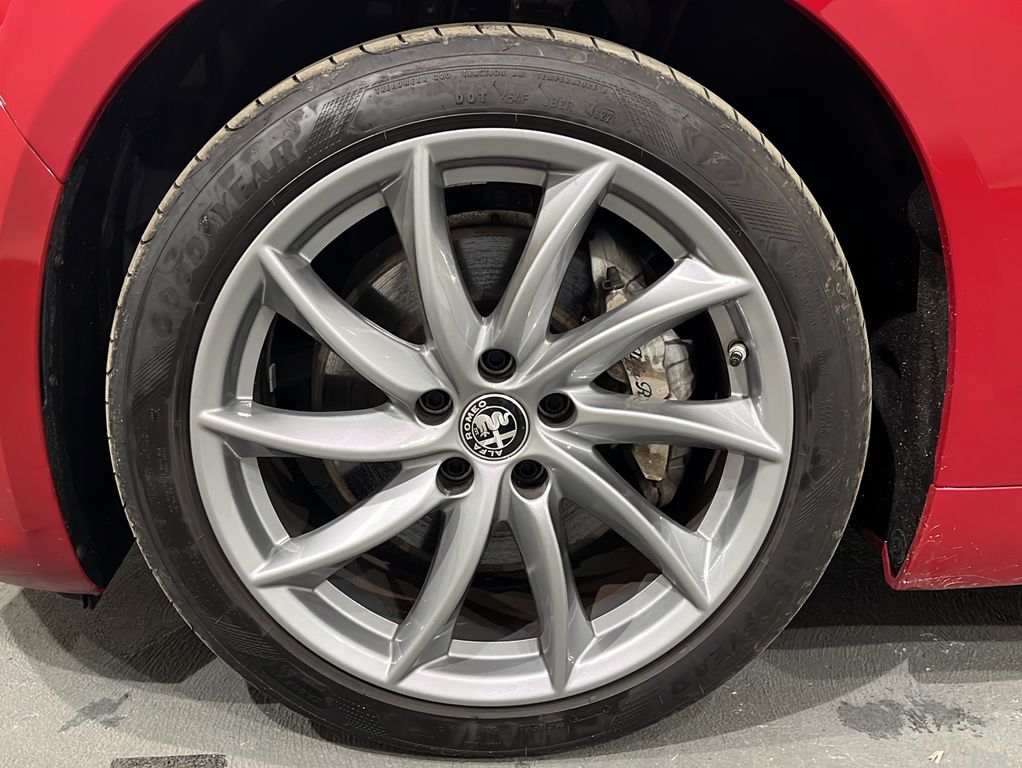 Alfa Romeo Giulia 2023