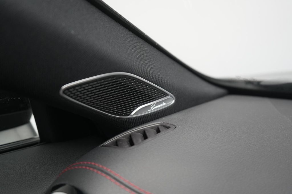 Mercedes-Benz CLA 200 2025