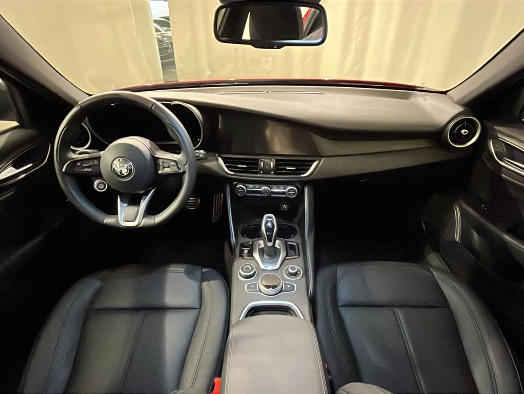 Alfa Romeo Giulia 2023