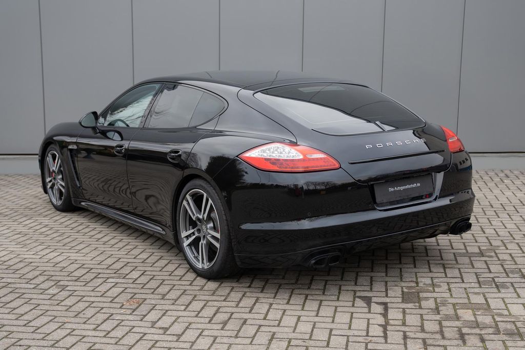 Porsche Panamera 2013