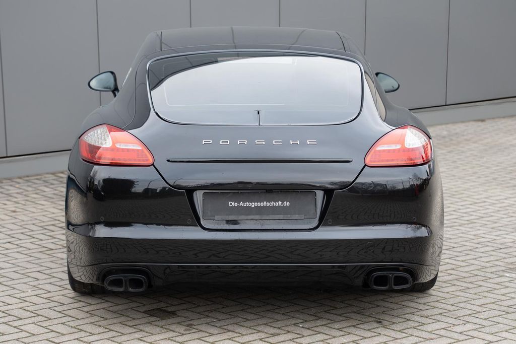 Porsche Panamera 2013
