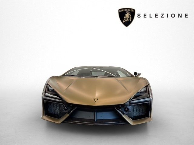 Lamborghini Revuelto 2025