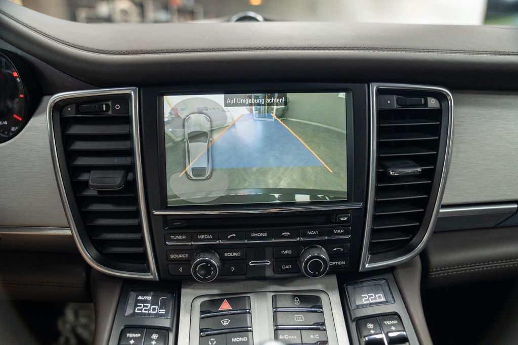 Porsche Panamera 2013