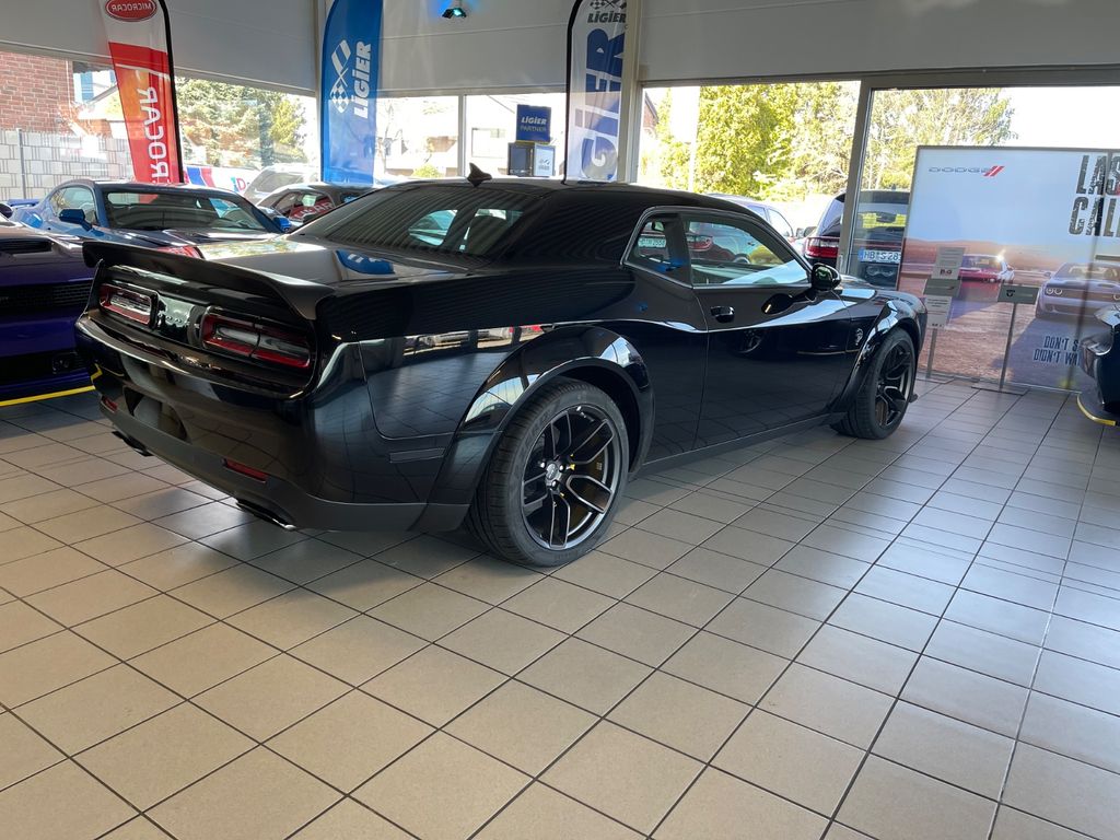 Dodge Challenger
