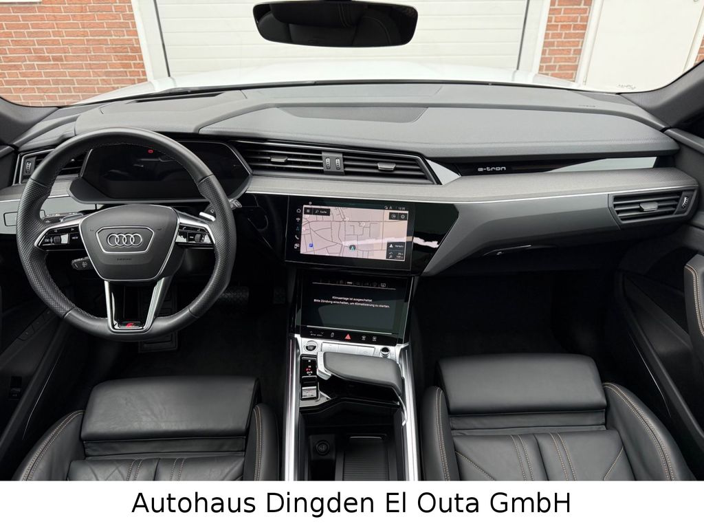 Audi e-tron 2022