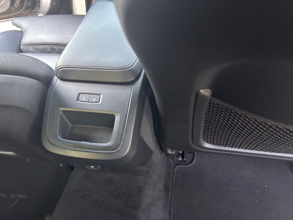 Volvo V60 Cross Country 2022