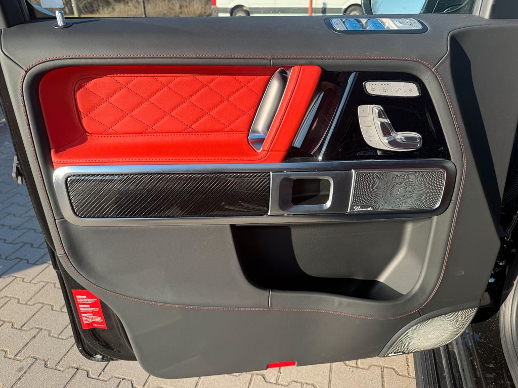 Mercedes-Benz G 63 AMG 2025