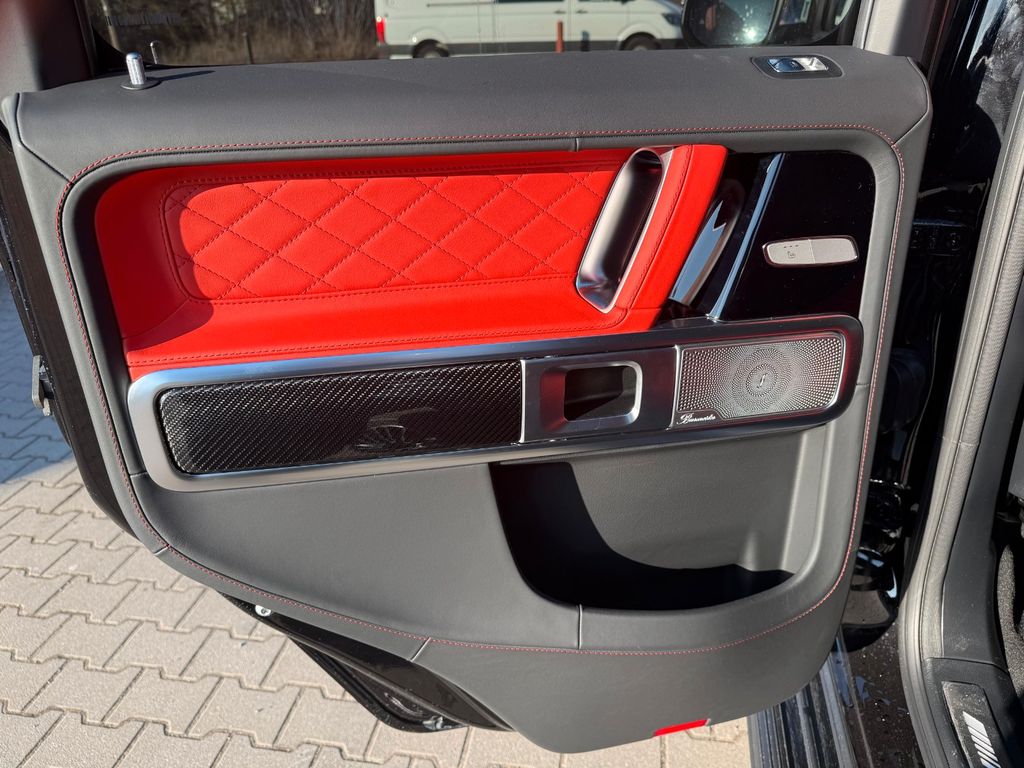 Mercedes-Benz G 63 AMG 2025