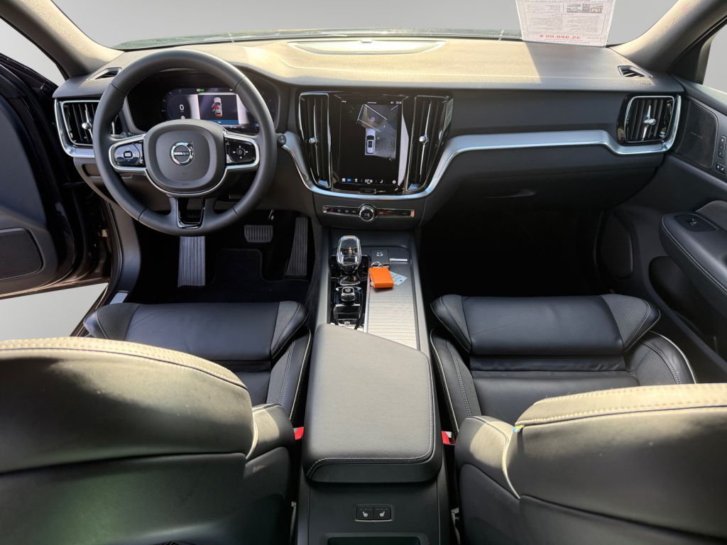 Volvo V60 Cross Country 2022