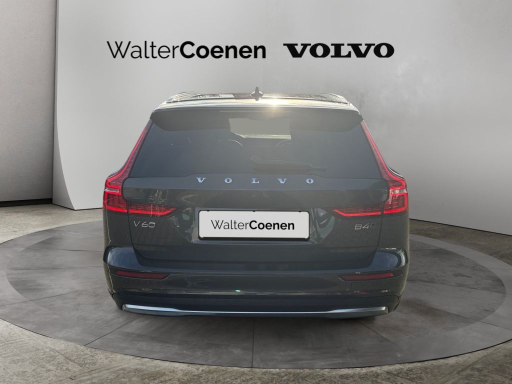 Volvo V60 Cross Country 2022