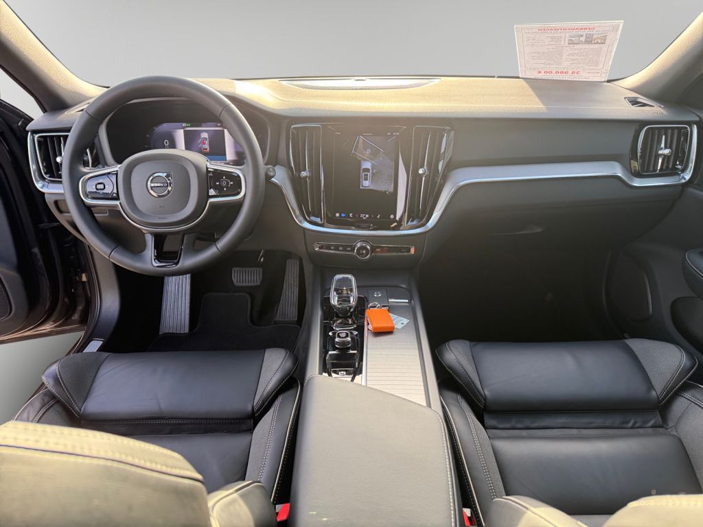 Volvo V60 Cross Country 2022