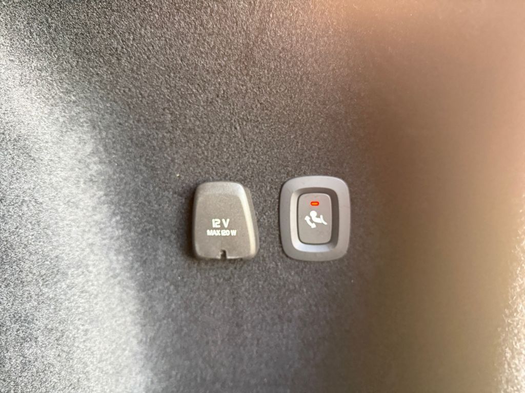 Volvo V60 Cross Country 2022