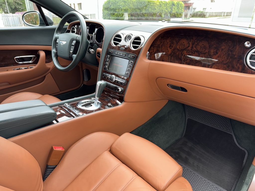 Bentley Continental GT 2005