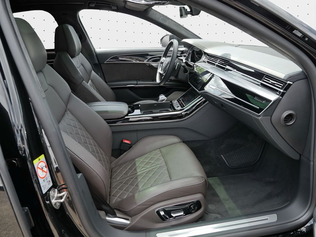 Audi A8 2022