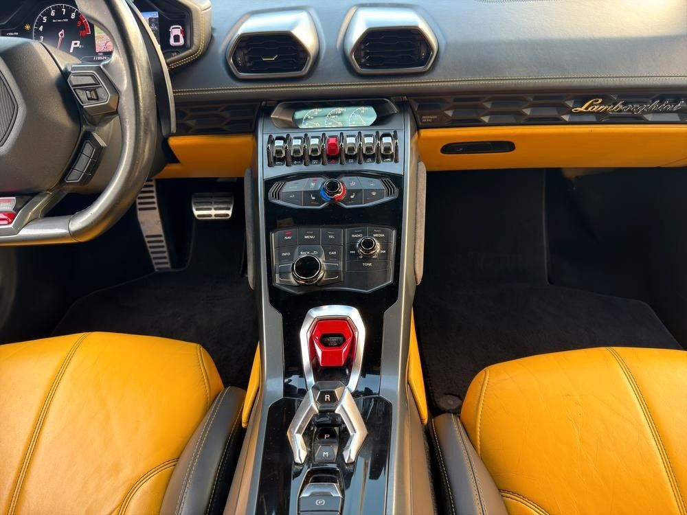 Lamborghini Huracán 2015