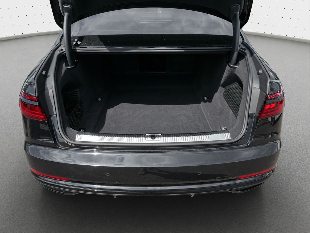 Audi A8 2022