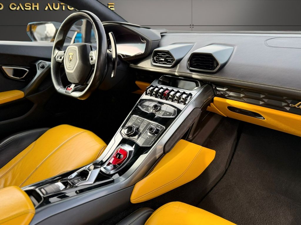 Lamborghini Huracán 2015