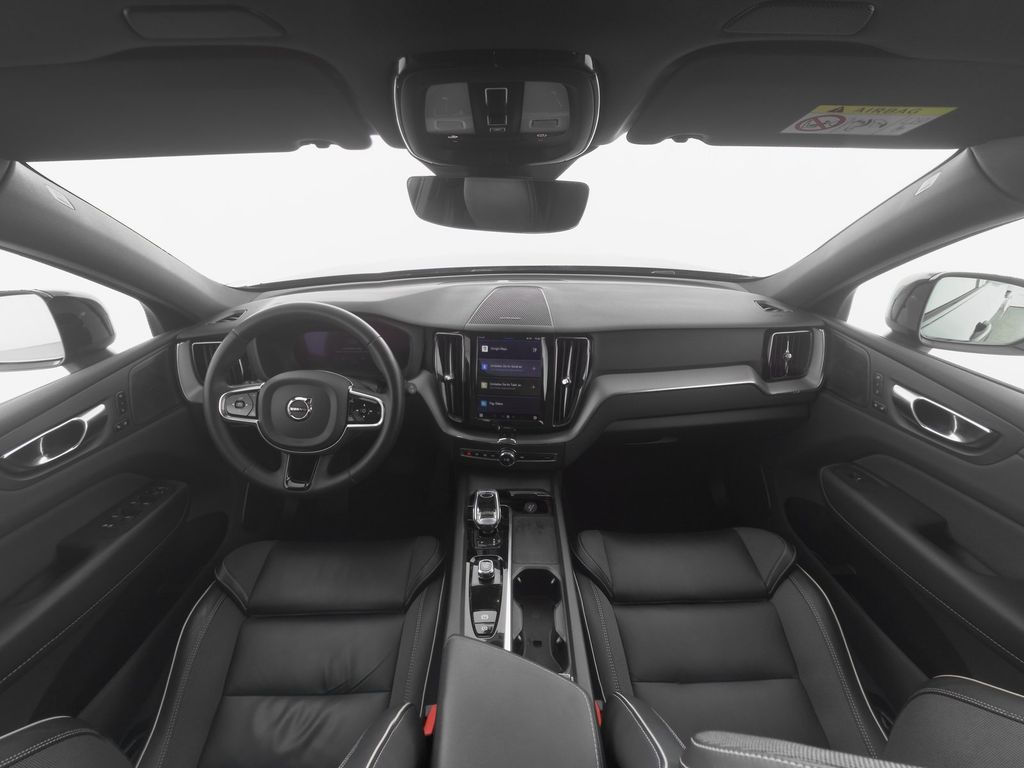 Volvo XC60 2022