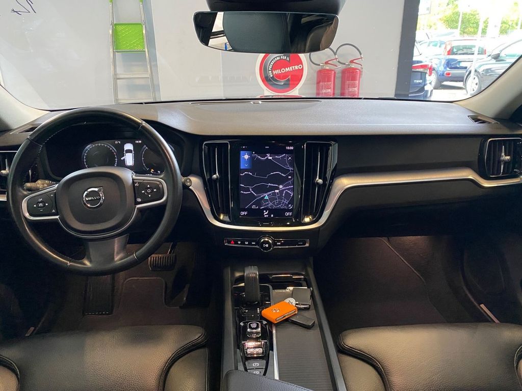 Volvo V60 2021