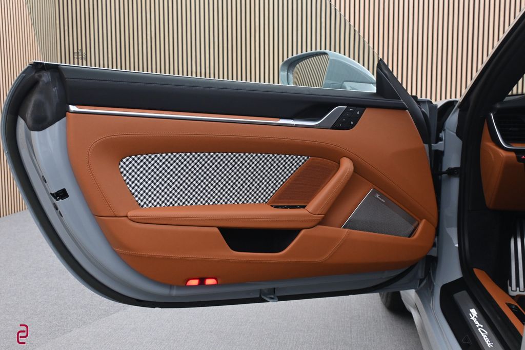 Porsche 992 2022