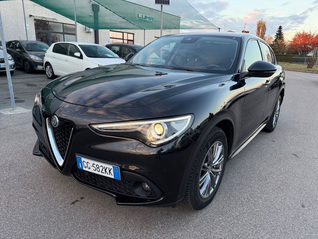 Alfa Romeo Stelvio 2021