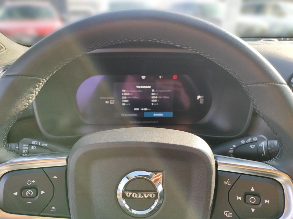 Volvo XC40 2023