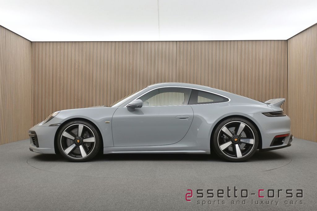 Porsche 992 2022