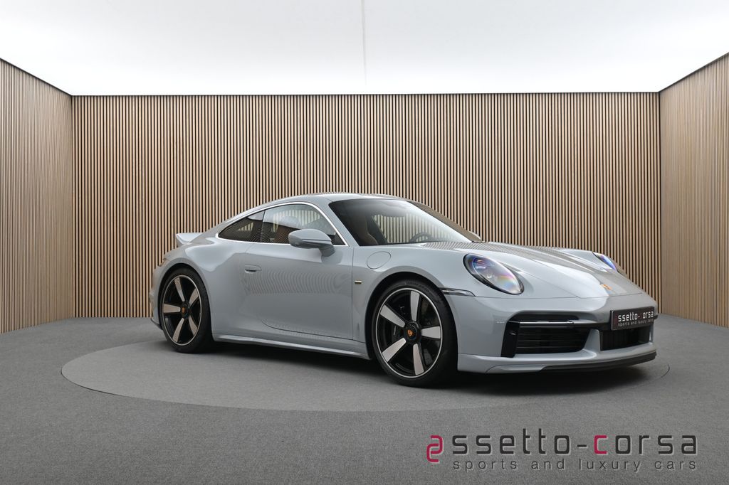 Porsche 992 2022