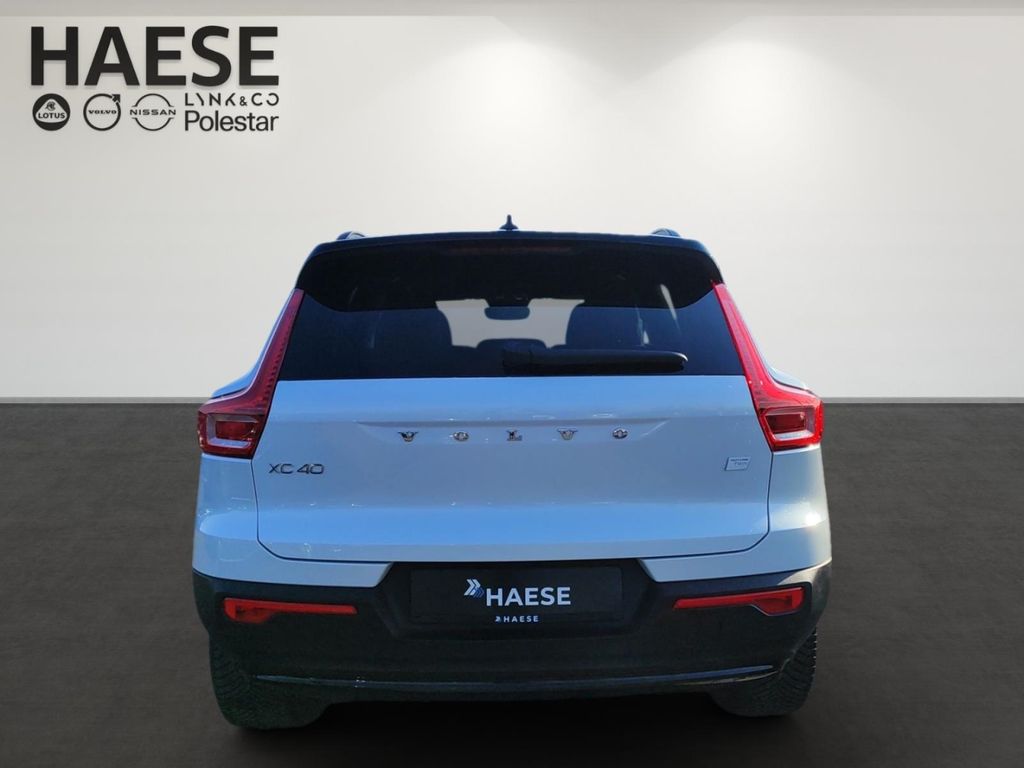 Volvo XC40 2023