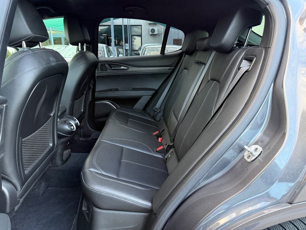 Alfa Romeo Stelvio 2022