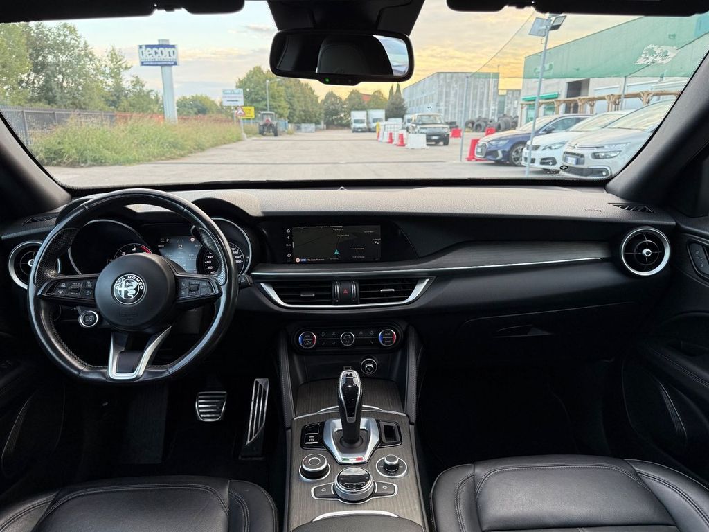 Alfa Romeo Stelvio 2022