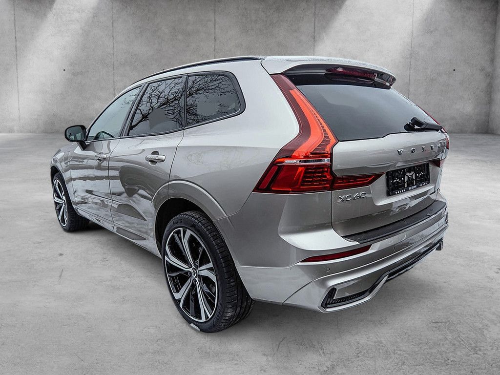 Volvo XC60 2022