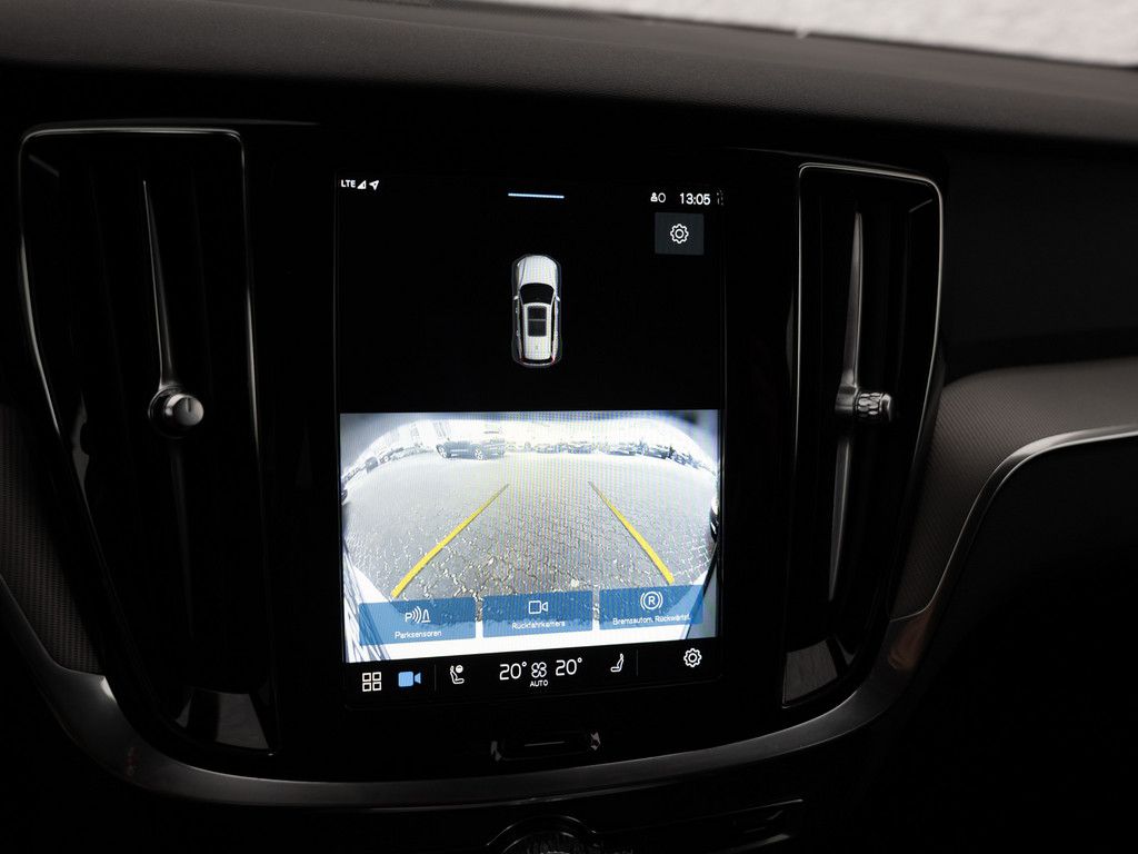 Volvo V60 Cross Country 2023