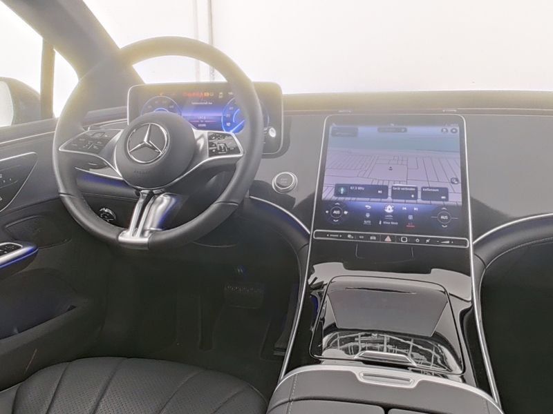 Mercedes-Benz EQE 2024