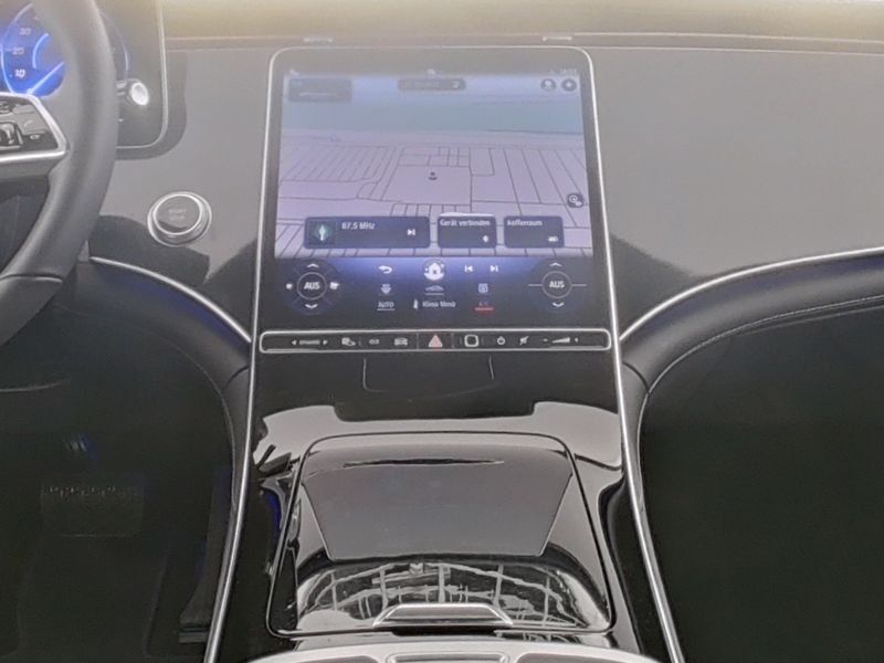 Mercedes-Benz EQE 2024