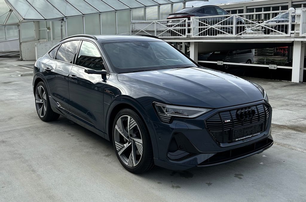 Audi e-tron 2022