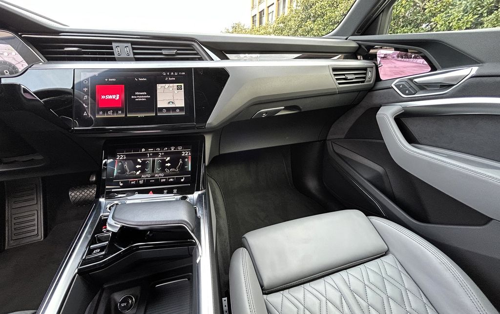 Audi e-tron 2022