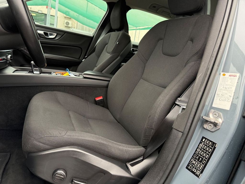 Volvo V60 2021
