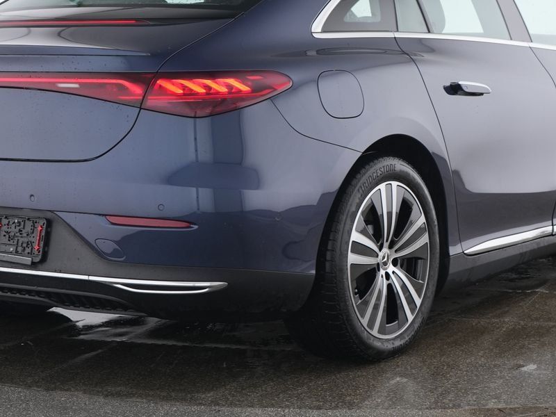 Mercedes-Benz EQE 2024