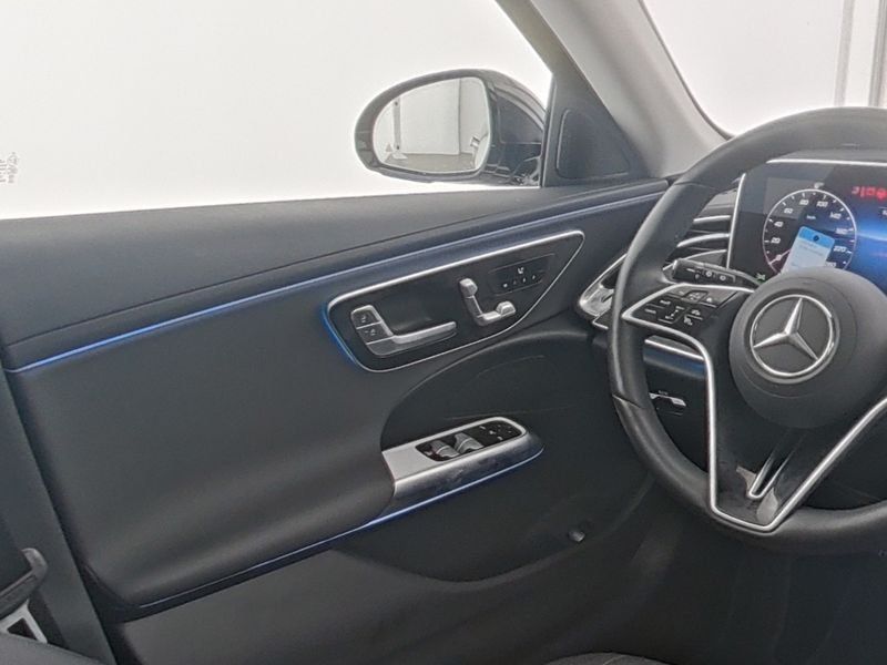 Mercedes-Benz E 300 2024