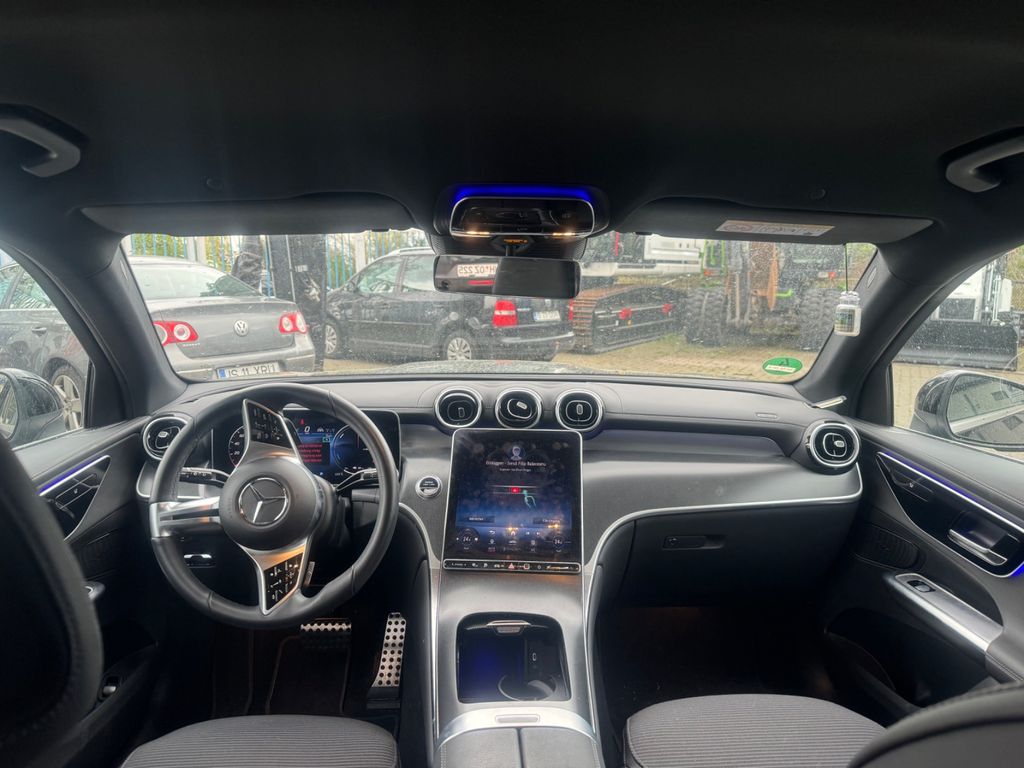 Mercedes-Benz GLC 300 2023