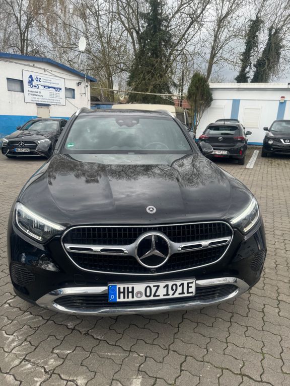 Mercedes-Benz GLC 300 2023