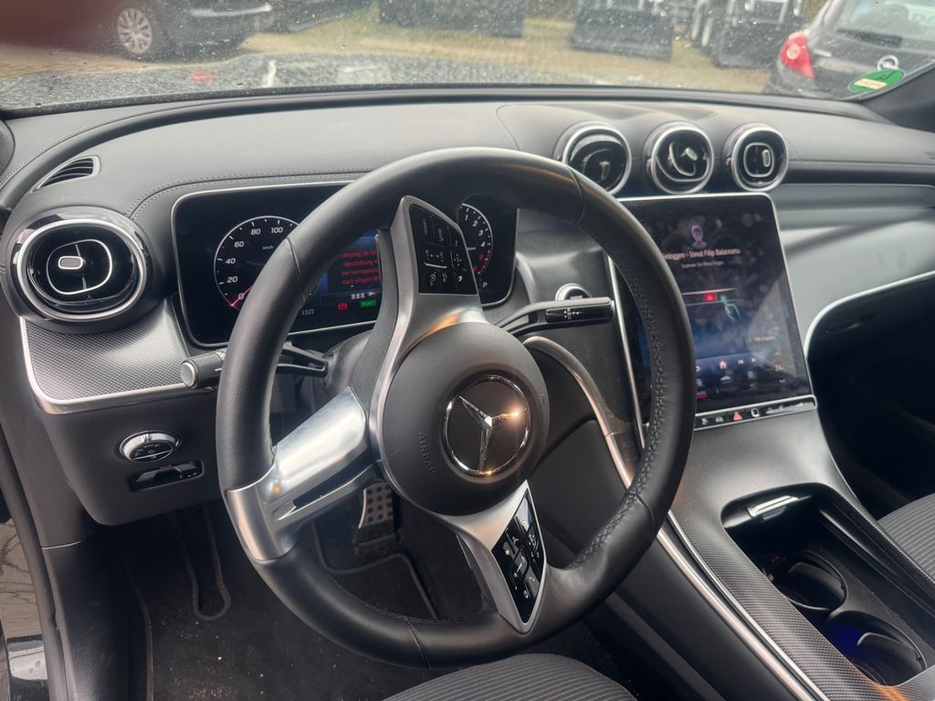 Mercedes-Benz GLC 300 2023