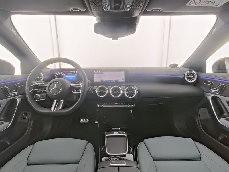 Mercedes-Benz CLA 250 2024