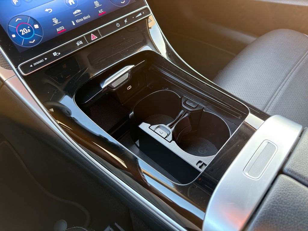 Mercedes-Benz C 220 2023