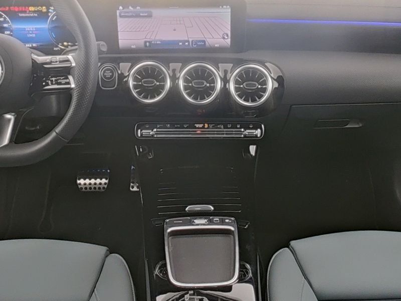 Mercedes-Benz CLA 250 2024